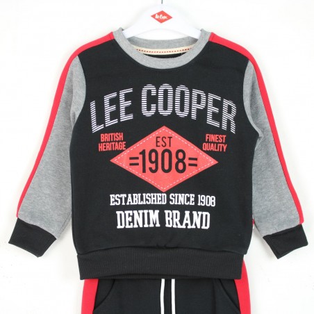 Jogging Lee Cooper